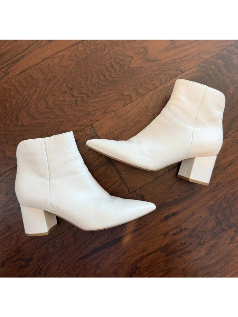 Marc Fisher Ivory Leather Pointed Toe Booties Size 6.5